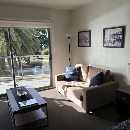 Waterfront@Waves Appartement Cowes Buitenkant foto